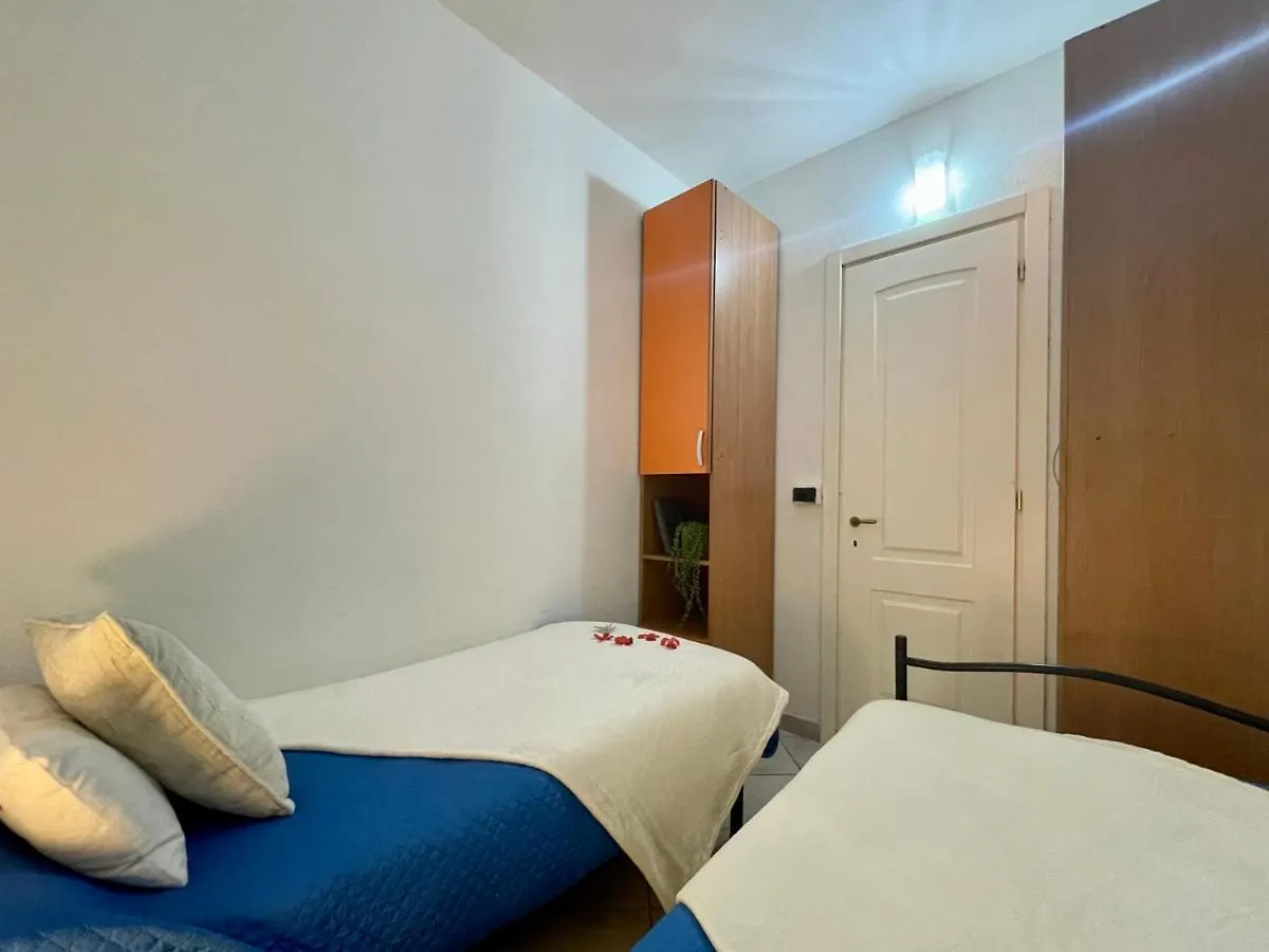 La Tua Vacanza Al Mare Borghetto Santo Spirito 0*,  Italy